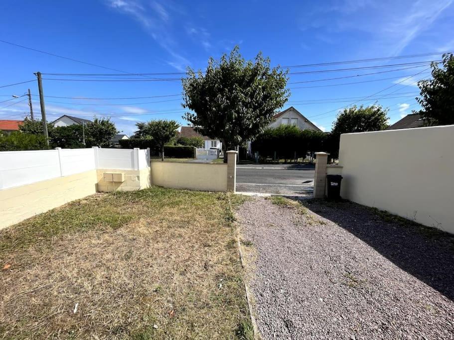 Auva - Sils Maison 48 M2 A 5 Minutes A Pied De La Plage Saint-Aubin-Sur-Mer  Exterior photo